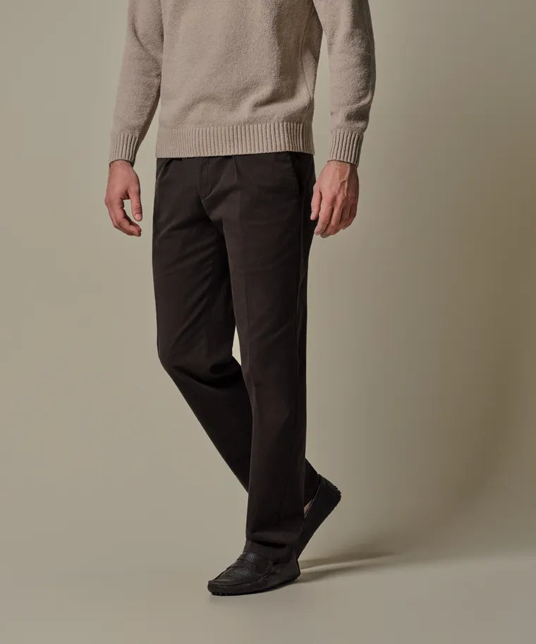 Donkerbruine katoenen stretch chino