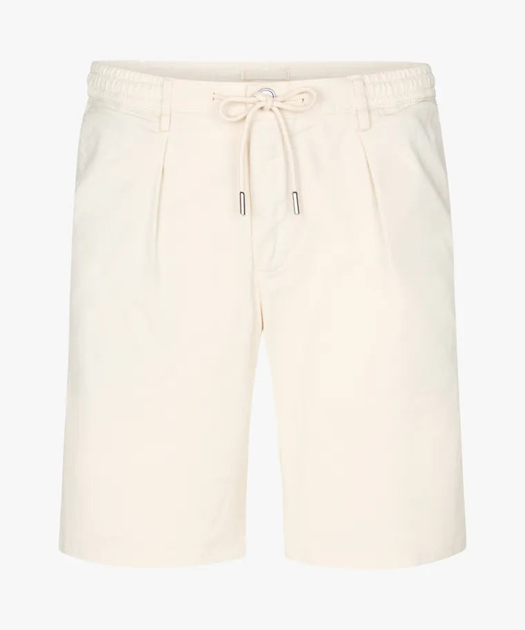Off-white Garment dye shorts